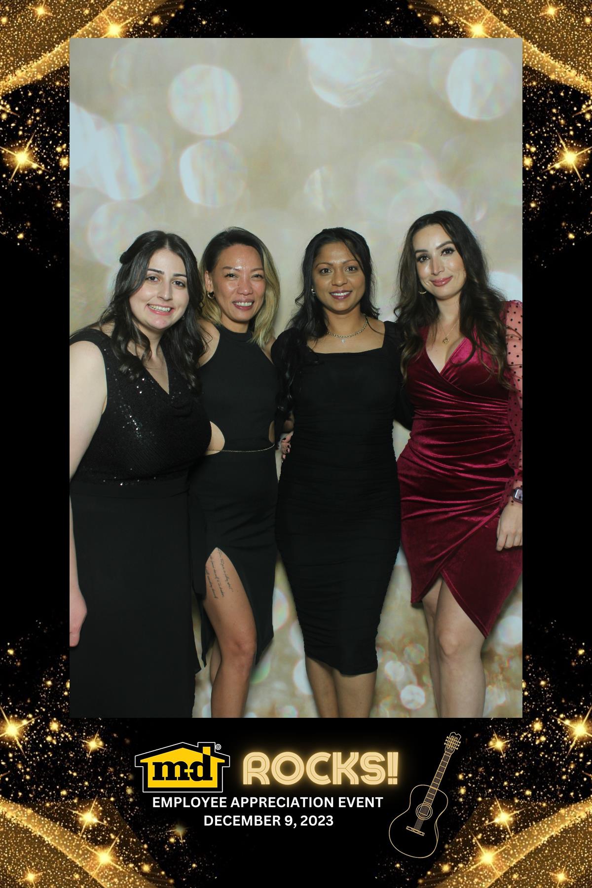 MD Employee Appreciation Event | View more photos from the event at gallery.myselfiemirror.ca/u/romanmyselfiemirrorca/MD-Employee-Appreciation-Event