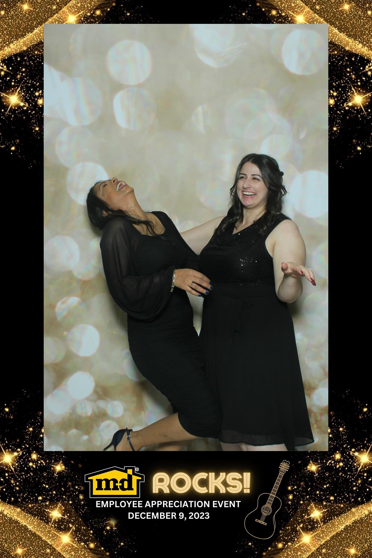 MD Employee Appreciation Event | View more photos from the event at gallery.myselfiemirror.ca/u/romanmyselfiemirrorca/MD-Employee-Appreciation-Event