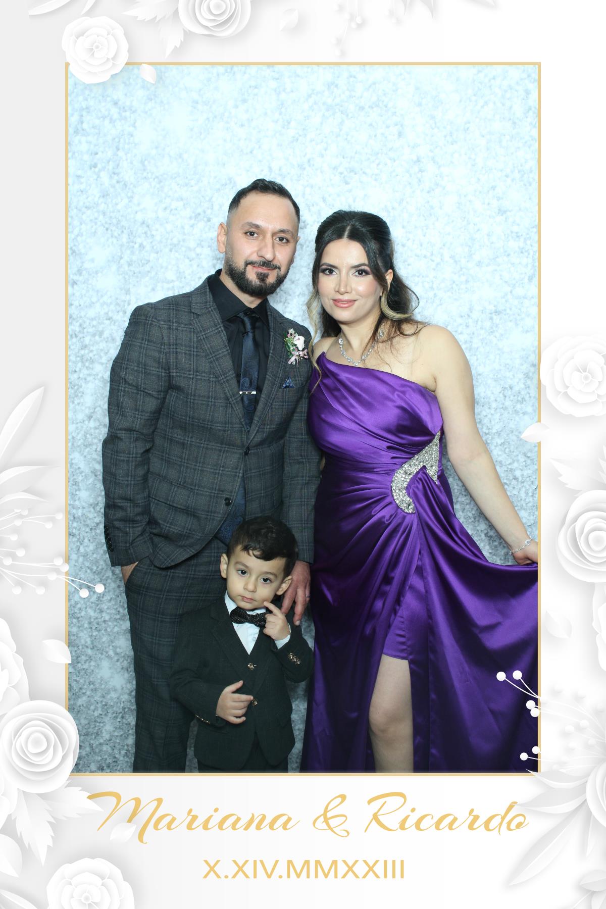 Mariana & Ricardo  | View more photos from the event at gallery.myselfiemirror.ca/u/romanmyselfiemirrorca/Mariana-Ricardo