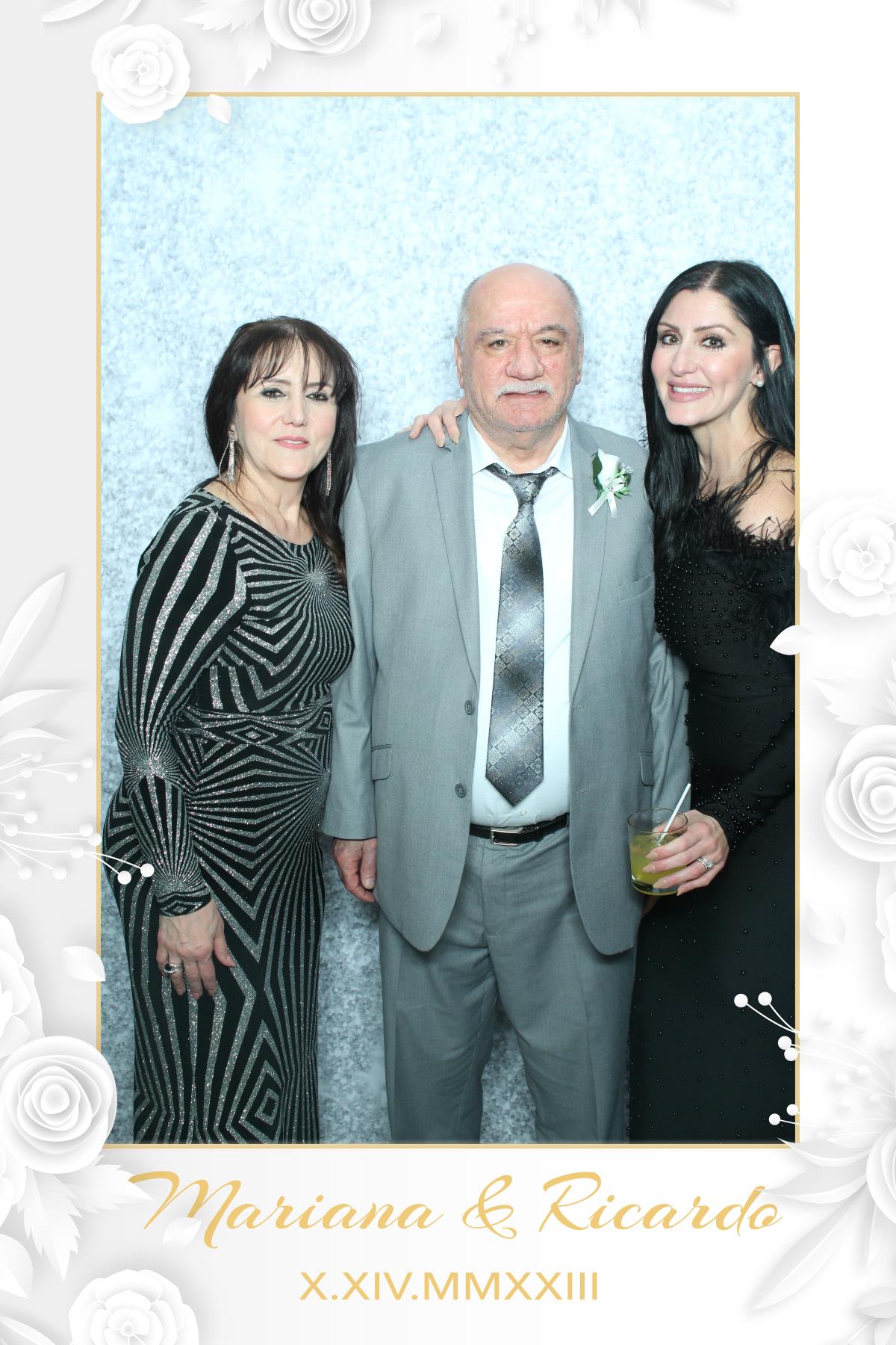 Mariana & Ricardo  | View more photos from the event at gallery.myselfiemirror.ca/u/romanmyselfiemirrorca/Mariana-Ricardo