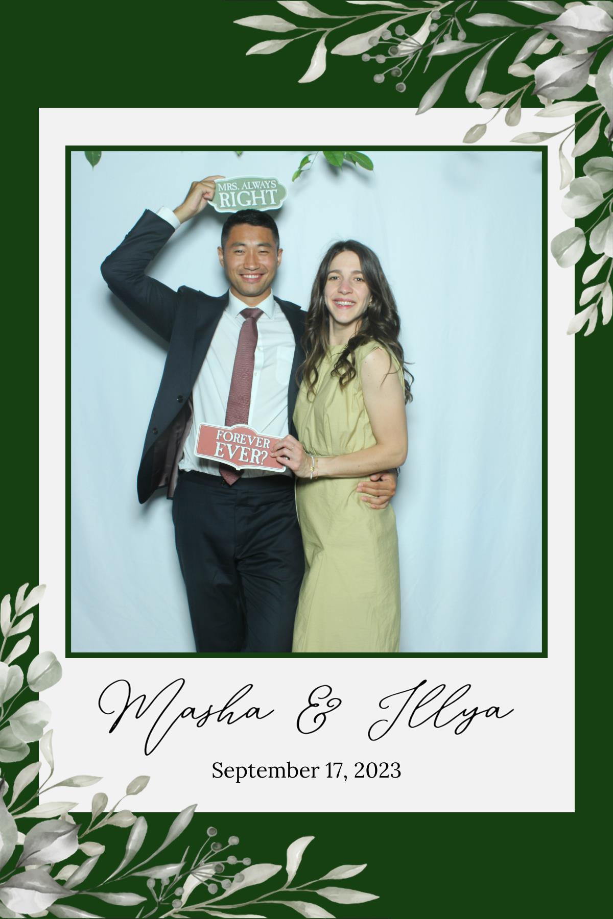 Masha & Illya | View more photos from the event at gallery.myselfiemirror.ca/u/romanmyselfiemirrorca/Masha-Illya