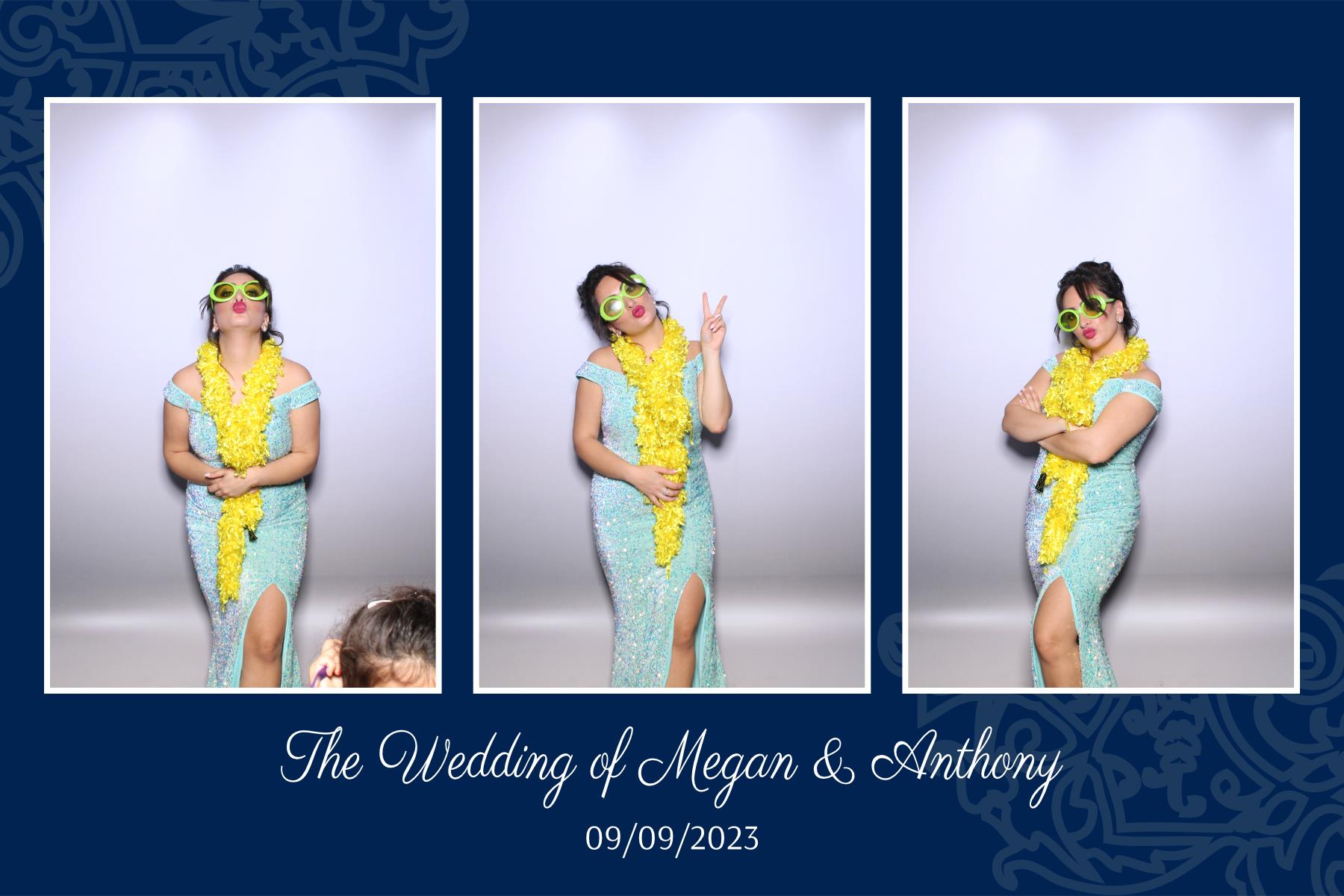 Megan & Anthony | View more photos from the event at gallery.myselfiemirror.ca/u/romanmyselfiemirrorca/Megan-Anthony