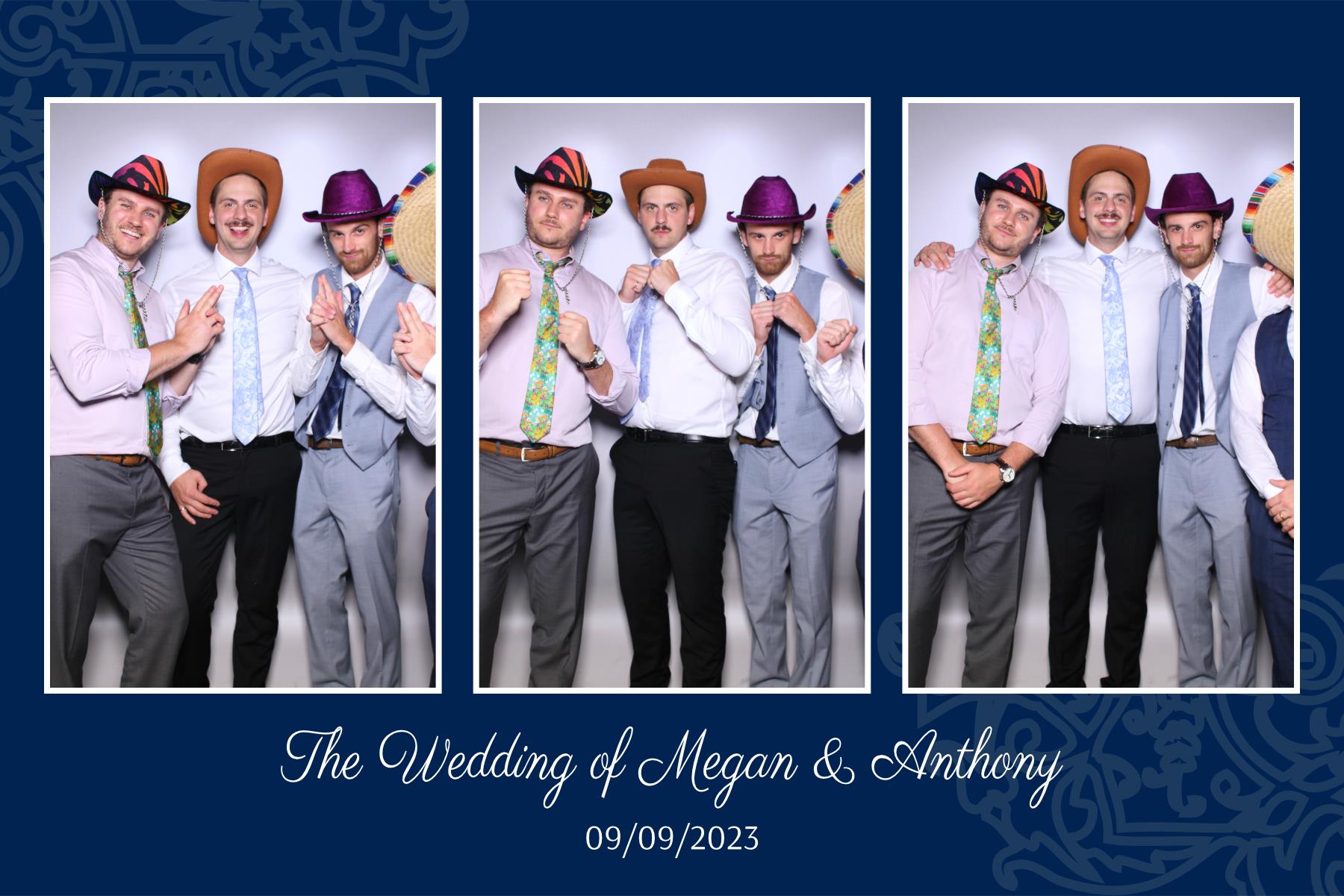 Megan & Anthony | View more photos from the event at gallery.myselfiemirror.ca/u/romanmyselfiemirrorca/Megan-Anthony