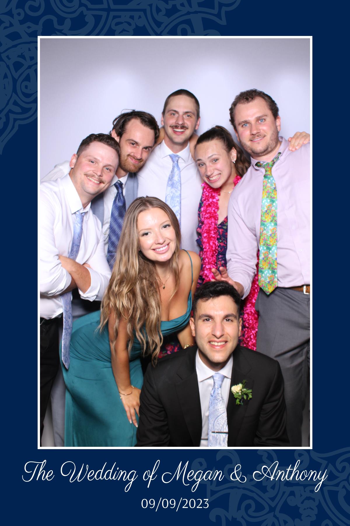 Megan & Anthony | View more photos from the event at gallery.myselfiemirror.ca/u/romanmyselfiemirrorca/Megan-Anthony