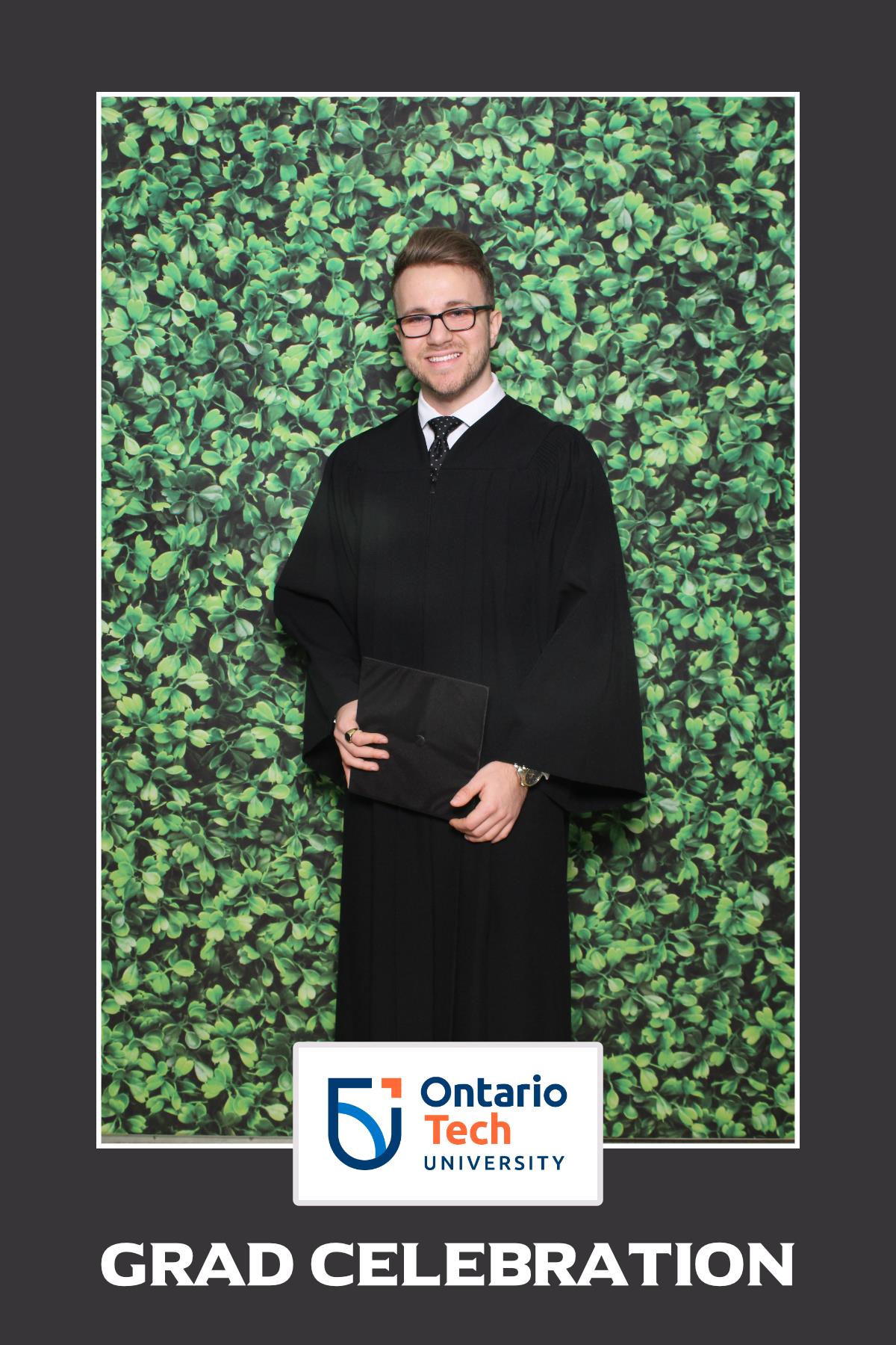 Ontario Tech University Grad Celebration | View more photos from the event at gallery.myselfiemirror.ca/u/romanmyselfiemirrorca/Ontario-Tech-University-Grad-Celebration