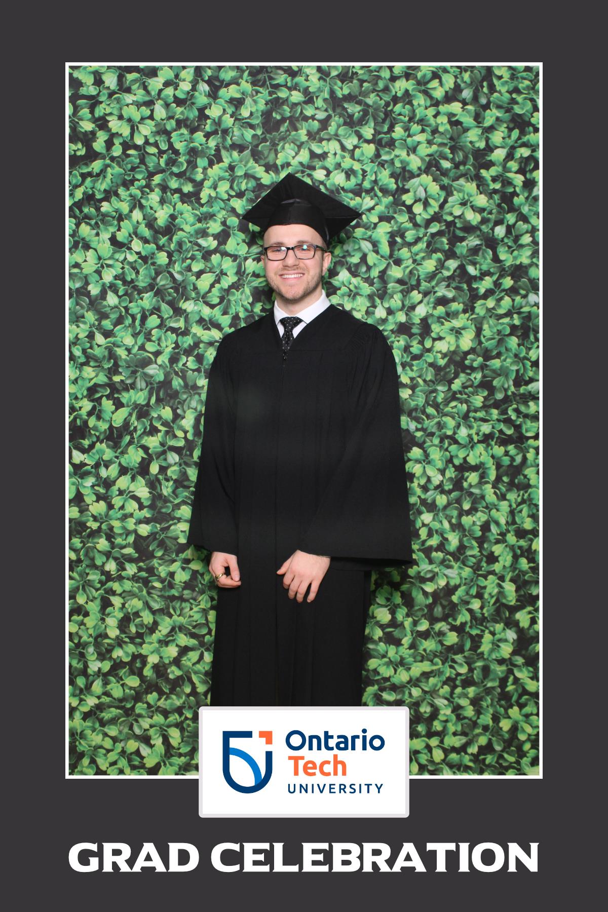 Ontario Tech University Grad Celebration | View more photos from the event at gallery.myselfiemirror.ca/u/romanmyselfiemirrorca/Ontario-Tech-University-Grad-Celebration