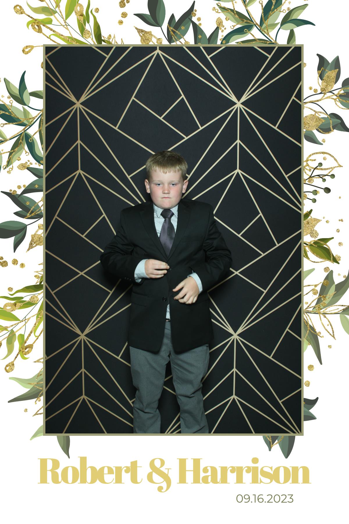 Robert & Harrison | View more photos from the event at gallery.myselfiemirror.ca/u/romanmyselfiemirrorca/Robert-Harrison