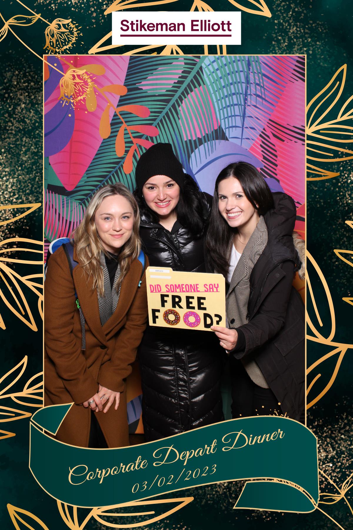 Stikeman Elliott Corporate Dinner | View more photos from the event at gallery.myselfiemirror.ca/u/romanmyselfiemirrorca/Stikeman-Elliott-Corporate-Dinner