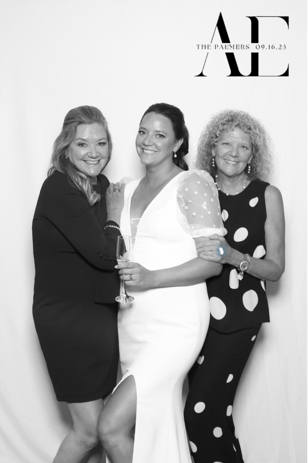 The Palmers | View more photos from the event at gallery.myselfiemirror.ca/u/romanmyselfiemirrorca/The-Palmers