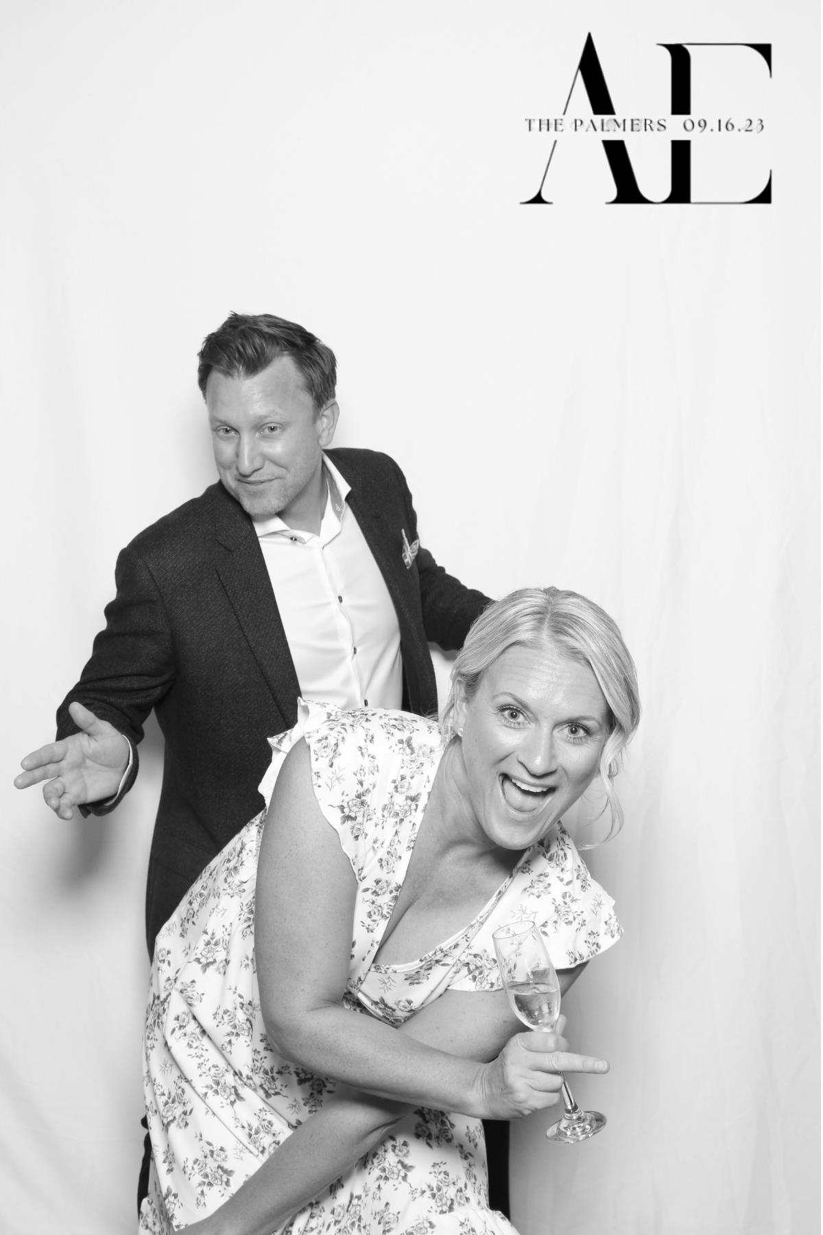 The Palmers | View more photos from the event at gallery.myselfiemirror.ca/u/romanmyselfiemirrorca/The-Palmers