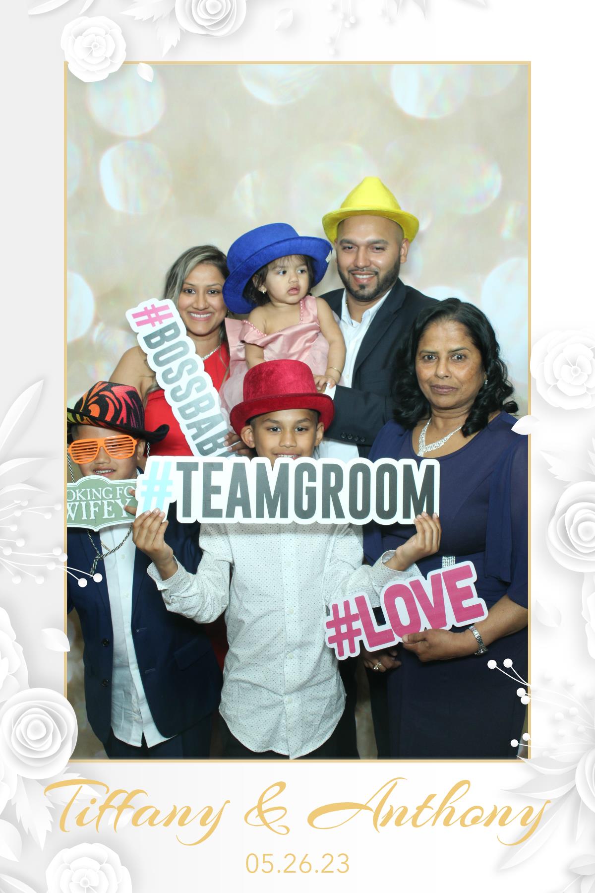 Tiffany & Anthony | View more photos from the event at gallery.myselfiemirror.ca/u/romanmyselfiemirrorca/Tiffany-Anthony