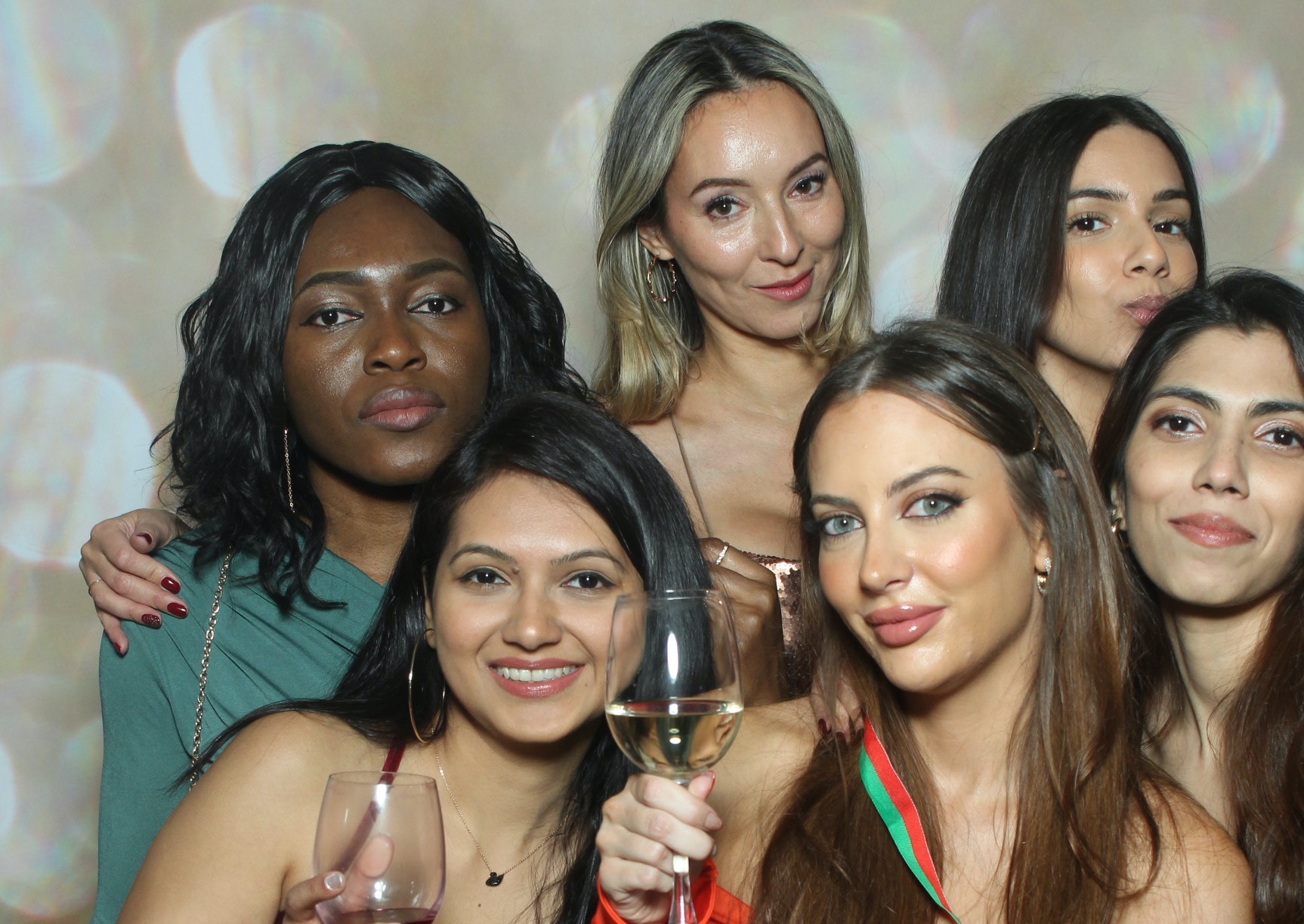 VGW End of Year Party | View more photos from the event at gallery.myselfiemirror.ca/u/romanmyselfiemirrorca/VGW-End-of-Year-Party