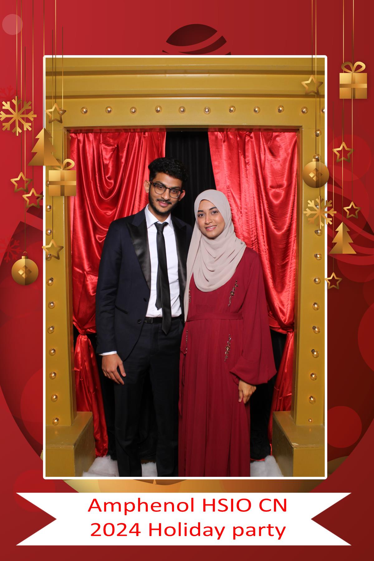 Amphenol HSIO CN Holiday Party | View more photos from the event at gallery.myselfiemirror.ca/u/romanmyselfiemirrorca/Amphenol-HSIO-CN-Holiday-Party