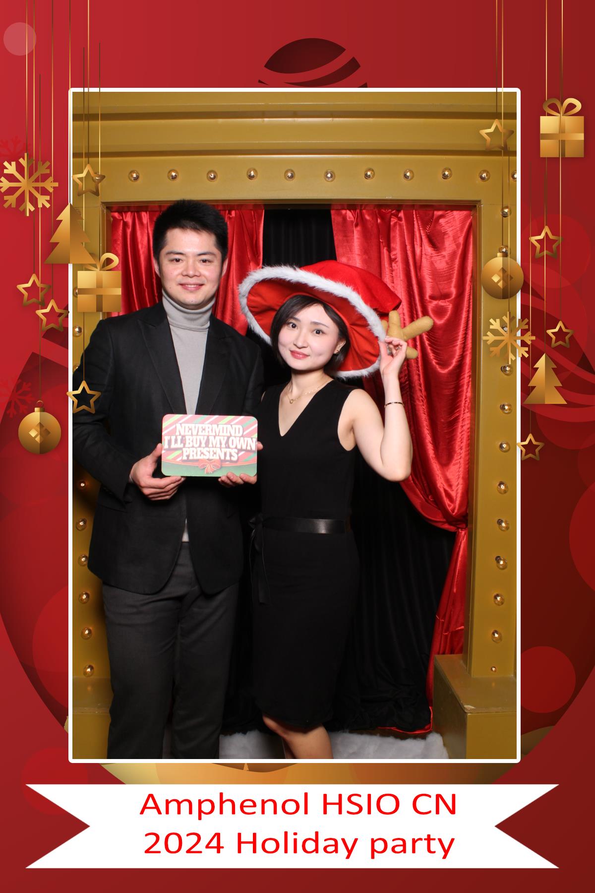 Amphenol HSIO CN Holiday Party | View more photos from the event at gallery.myselfiemirror.ca/u/romanmyselfiemirrorca/Amphenol-HSIO-CN-Holiday-Party