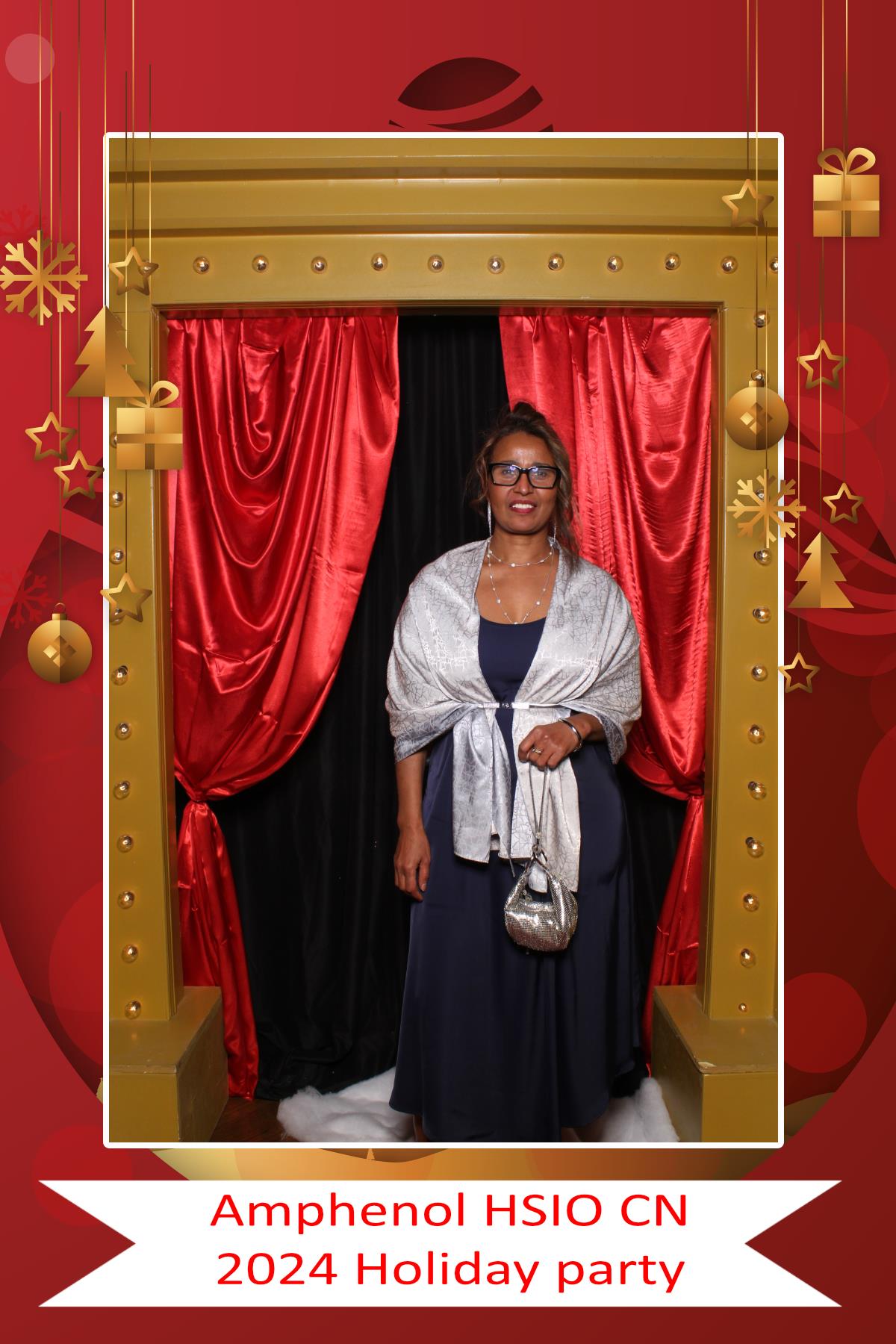 Amphenol HSIO CN Holiday Party | View more photos from the event at gallery.myselfiemirror.ca/u/romanmyselfiemirrorca/Amphenol-HSIO-CN-Holiday-Party