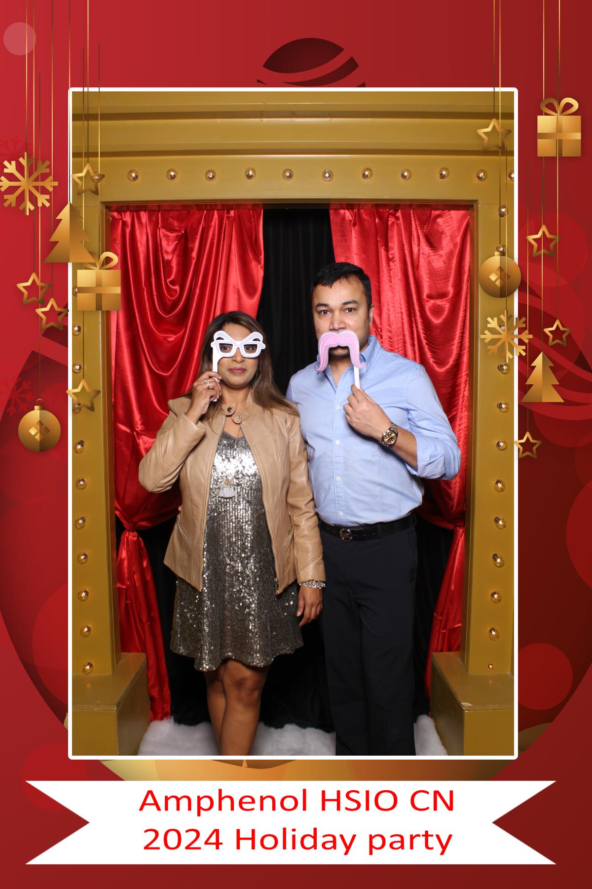 Amphenol HSIO CN Holiday Party | View more photos from the event at gallery.myselfiemirror.ca/u/romanmyselfiemirrorca/Amphenol-HSIO-CN-Holiday-Party