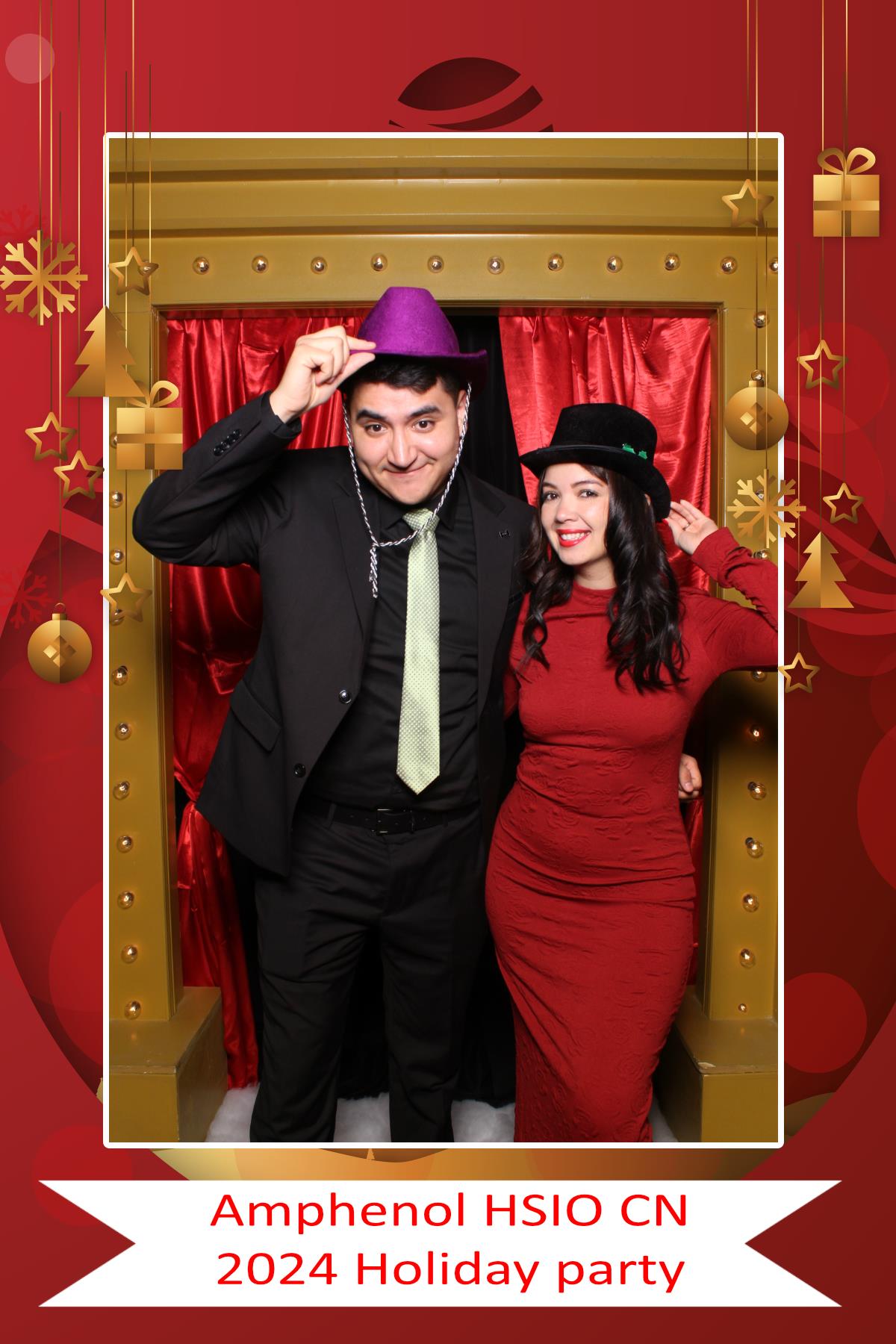 Amphenol HSIO CN Holiday Party | View more photos from the event at gallery.myselfiemirror.ca/u/romanmyselfiemirrorca/Amphenol-HSIO-CN-Holiday-Party