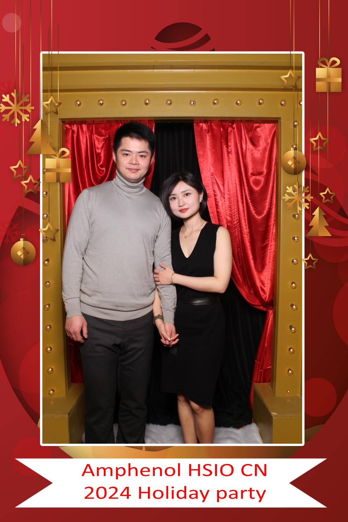 Amphenol HSIO CN Holiday Party | View more photos from the event at gallery.myselfiemirror.ca/u/romanmyselfiemirrorca/Amphenol-HSIO-CN-Holiday-Party