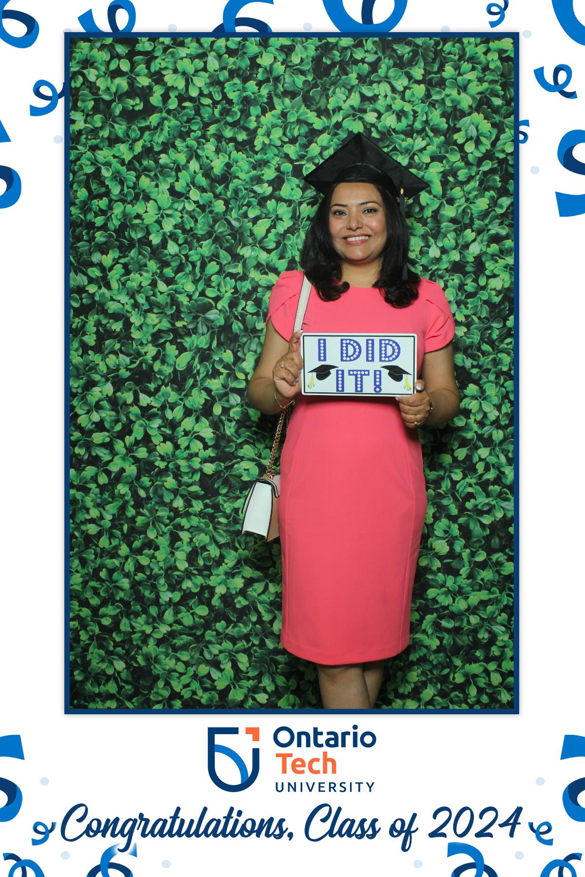 Annual Convocation, Class of 2024 | View more photos from the event at gallery.myselfiemirror.ca/u/romanmyselfiemirrorca/Annual-Convocation-Class-of-2024