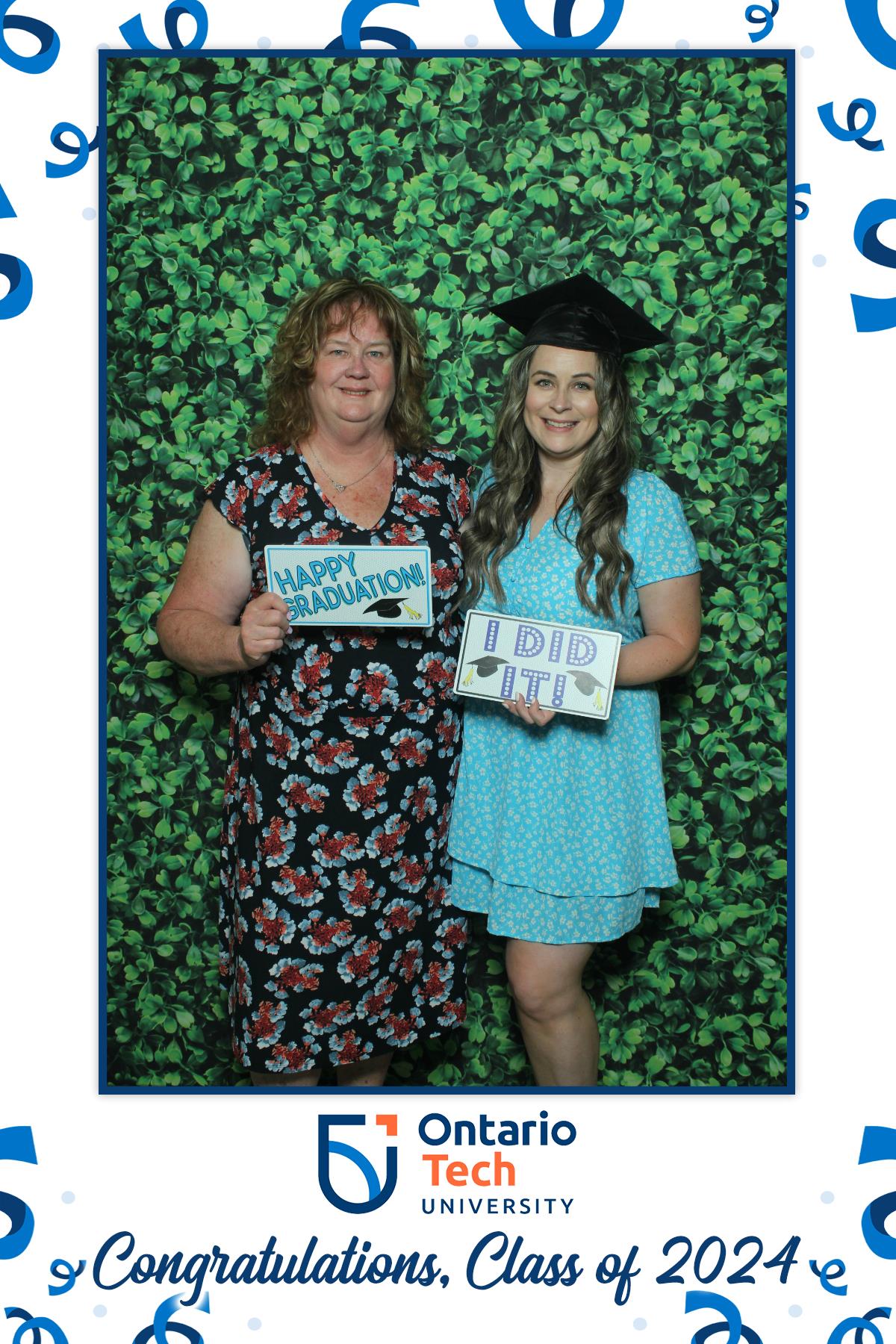 Annual Convocation, Class of 2024 | View more photos from the event at gallery.myselfiemirror.ca/u/romanmyselfiemirrorca/Annual-Convocation-Class-of-2024