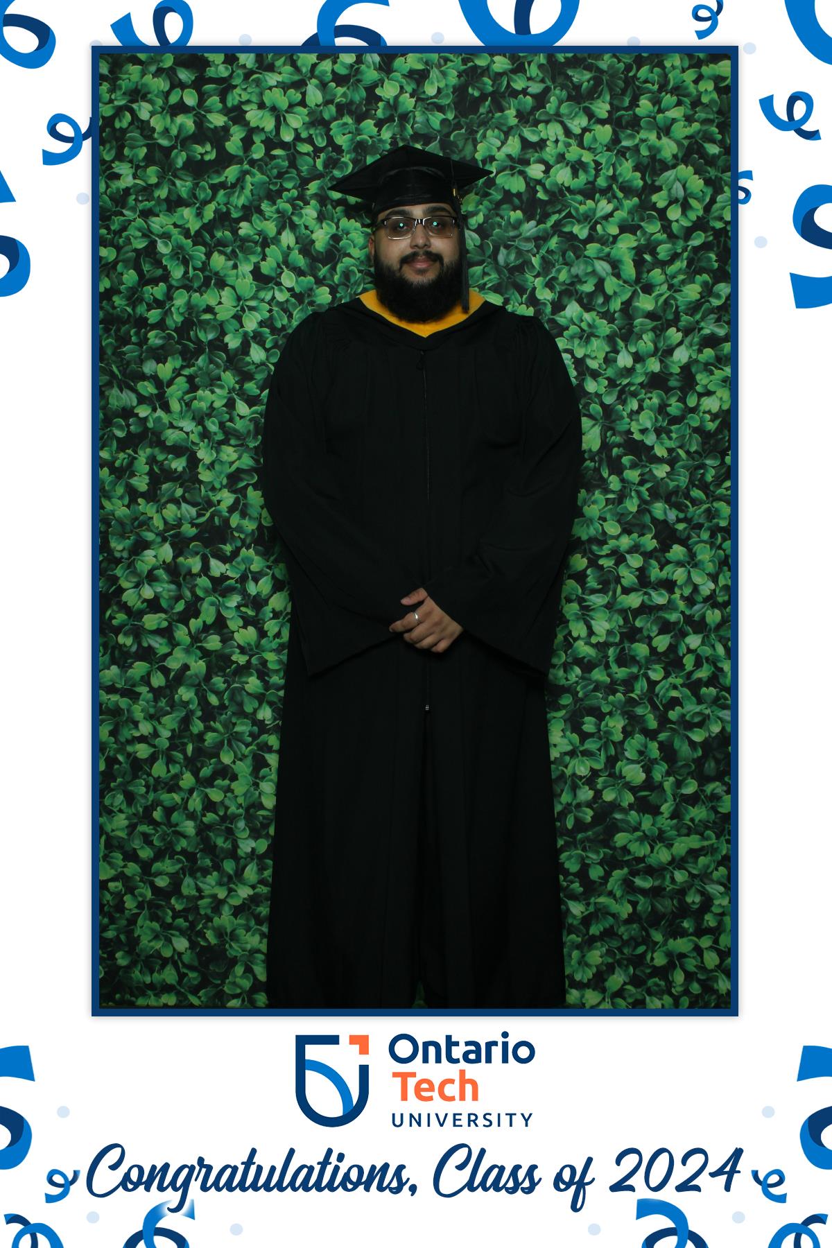 Annual Convocation, Class of 2024 | View more photos from the event at gallery.myselfiemirror.ca/u/romanmyselfiemirrorca/Annual-Convocation-Class-of-2024