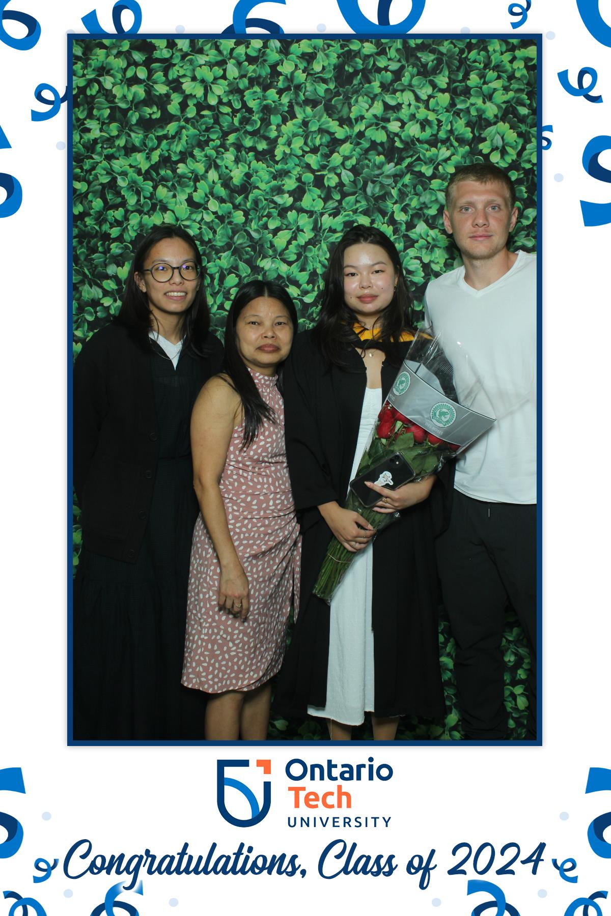 Annual Convocation, Class of 2024 | View more photos from the event at gallery.myselfiemirror.ca/u/romanmyselfiemirrorca/Annual-Convocation-Class-of-2024