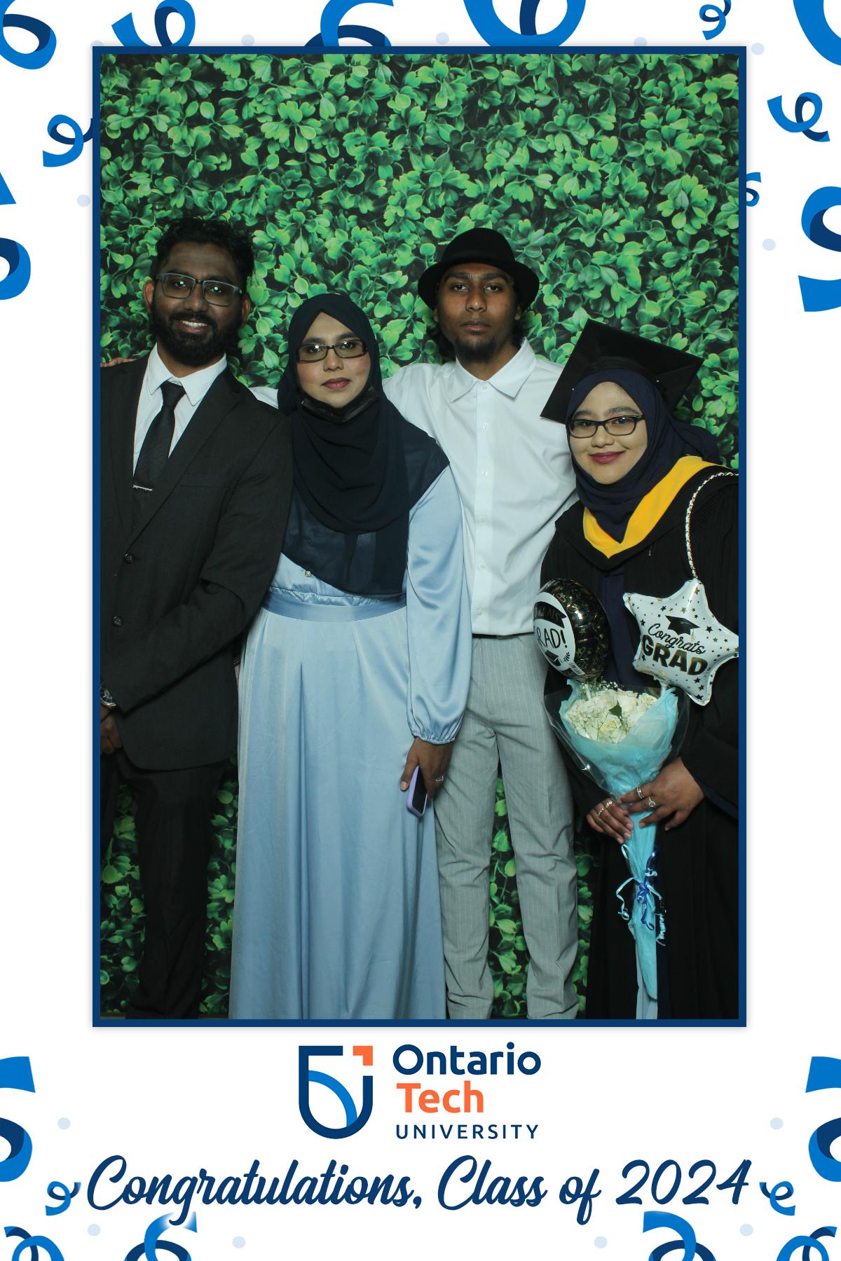 Annual Convocation, Class of 2024 | View more photos from the event at gallery.myselfiemirror.ca/u/romanmyselfiemirrorca/Annual-Convocation-Class-of-2024