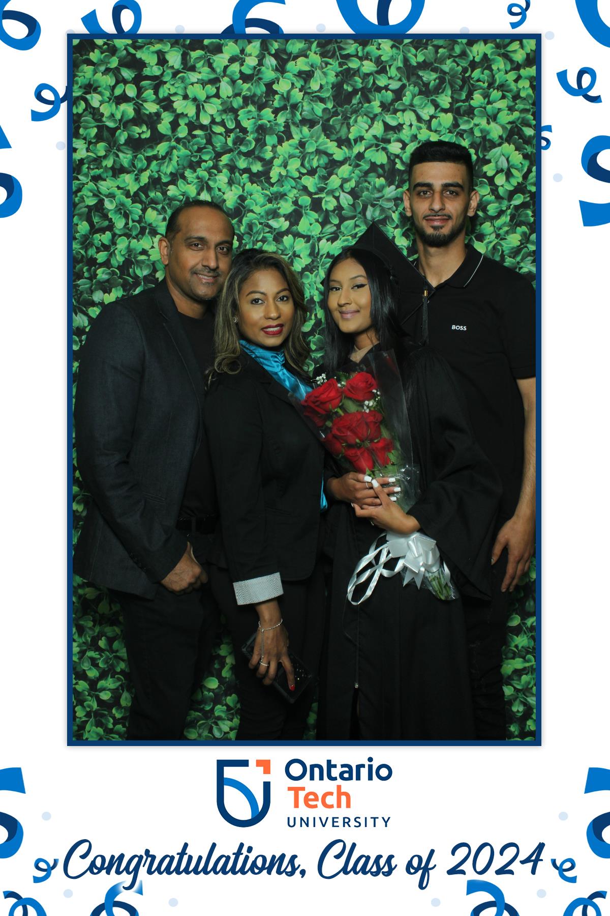 Annual Convocation, Class of 2024 | View more photos from the event at gallery.myselfiemirror.ca/u/romanmyselfiemirrorca/Annual-Convocation-Class-of-2024