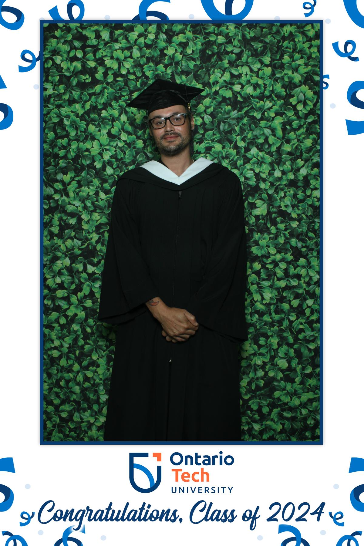 Annual Convocation, Class of 2024 | View more photos from the event at gallery.myselfiemirror.ca/u/romanmyselfiemirrorca/Annual-Convocation-Class-of-2024