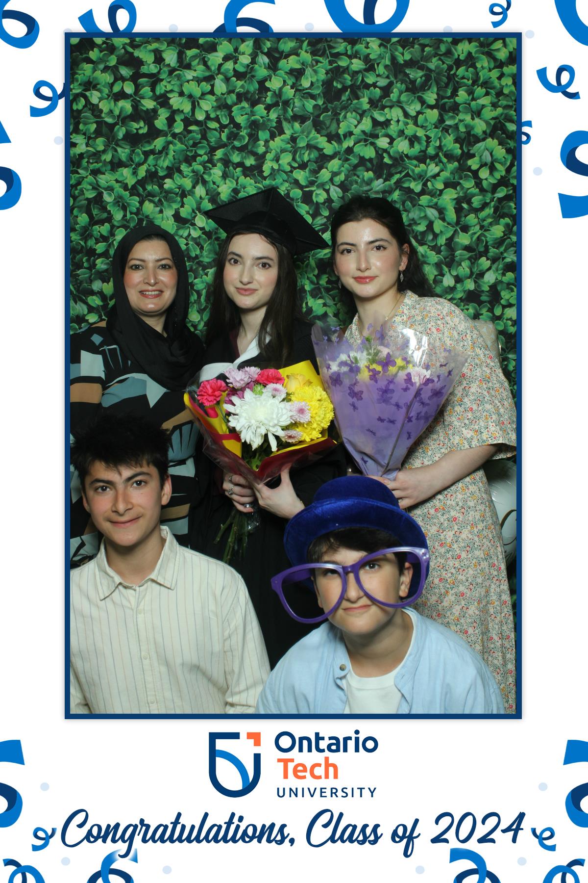 Annual Convocation, Class of 2024 | View more photos from the event at gallery.myselfiemirror.ca/u/romanmyselfiemirrorca/Annual-Convocation-Class-of-2024