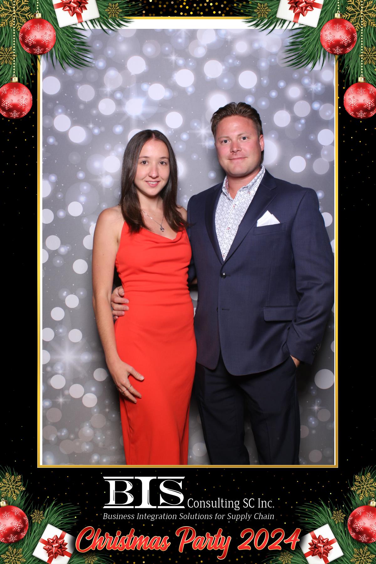 BIS Christmas Party 2024 | View more photos from the event at gallery.myselfiemirror.ca/u/romanmyselfiemirrorca/BIS-Christmas-Party-2024