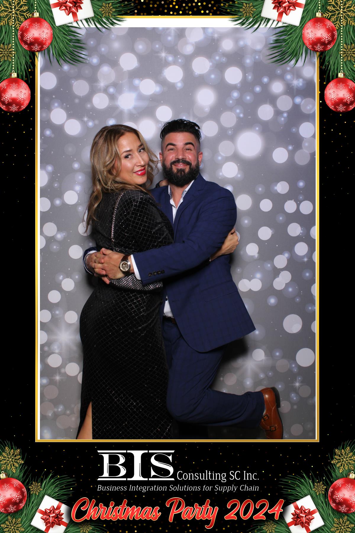 BIS Christmas Party 2024 | View more photos from the event at gallery.myselfiemirror.ca/u/romanmyselfiemirrorca/BIS-Christmas-Party-2024