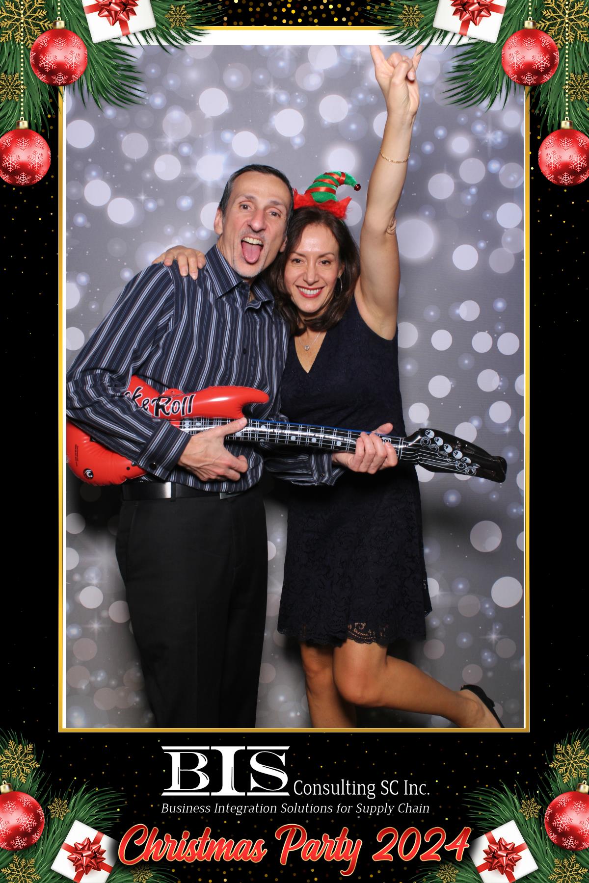 BIS Christmas Party 2024 | View more photos from the event at gallery.myselfiemirror.ca/u/romanmyselfiemirrorca/BIS-Christmas-Party-2024