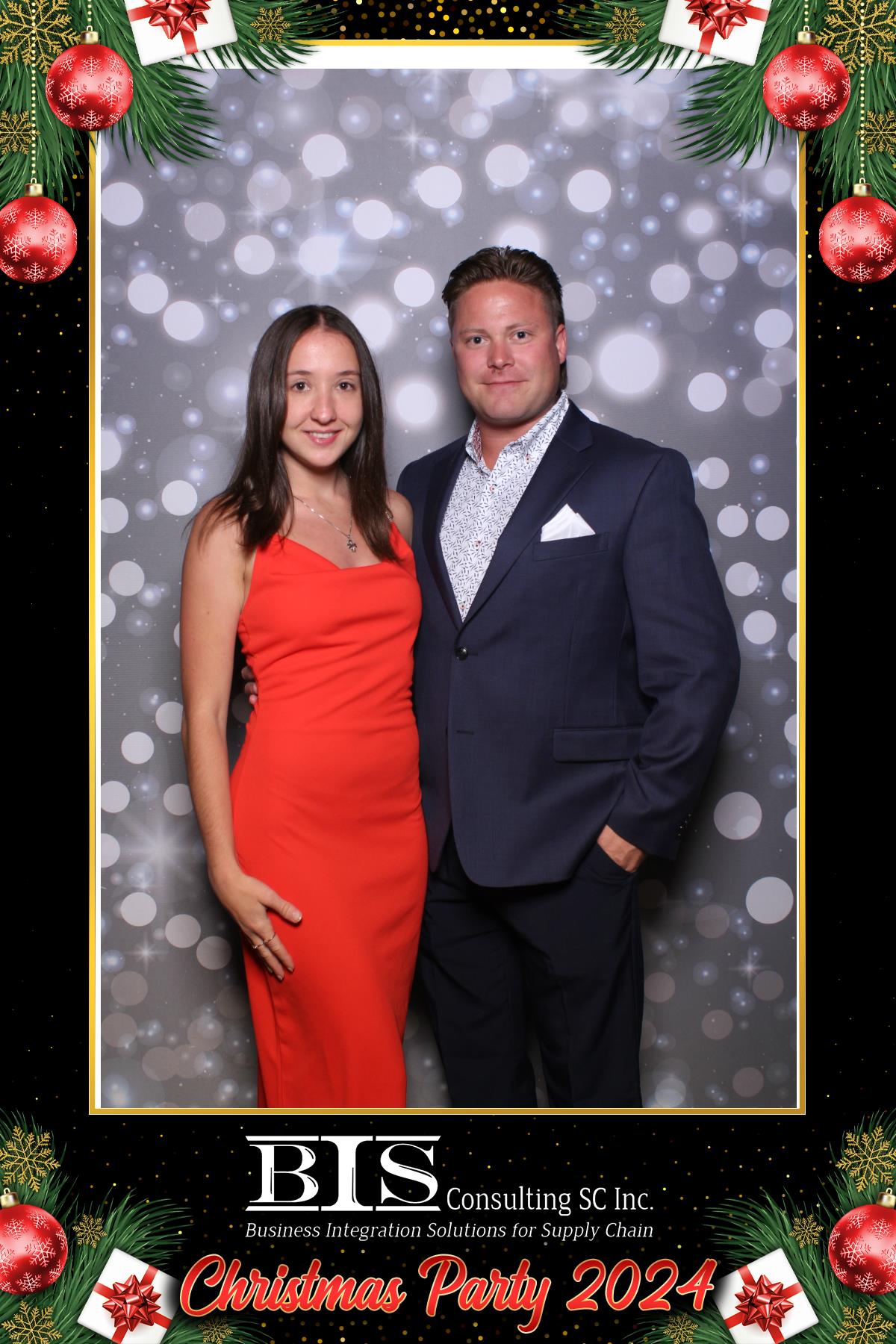 BIS Christmas Party 2024 | View more photos from the event at gallery.myselfiemirror.ca/u/romanmyselfiemirrorca/BIS-Christmas-Party-2024