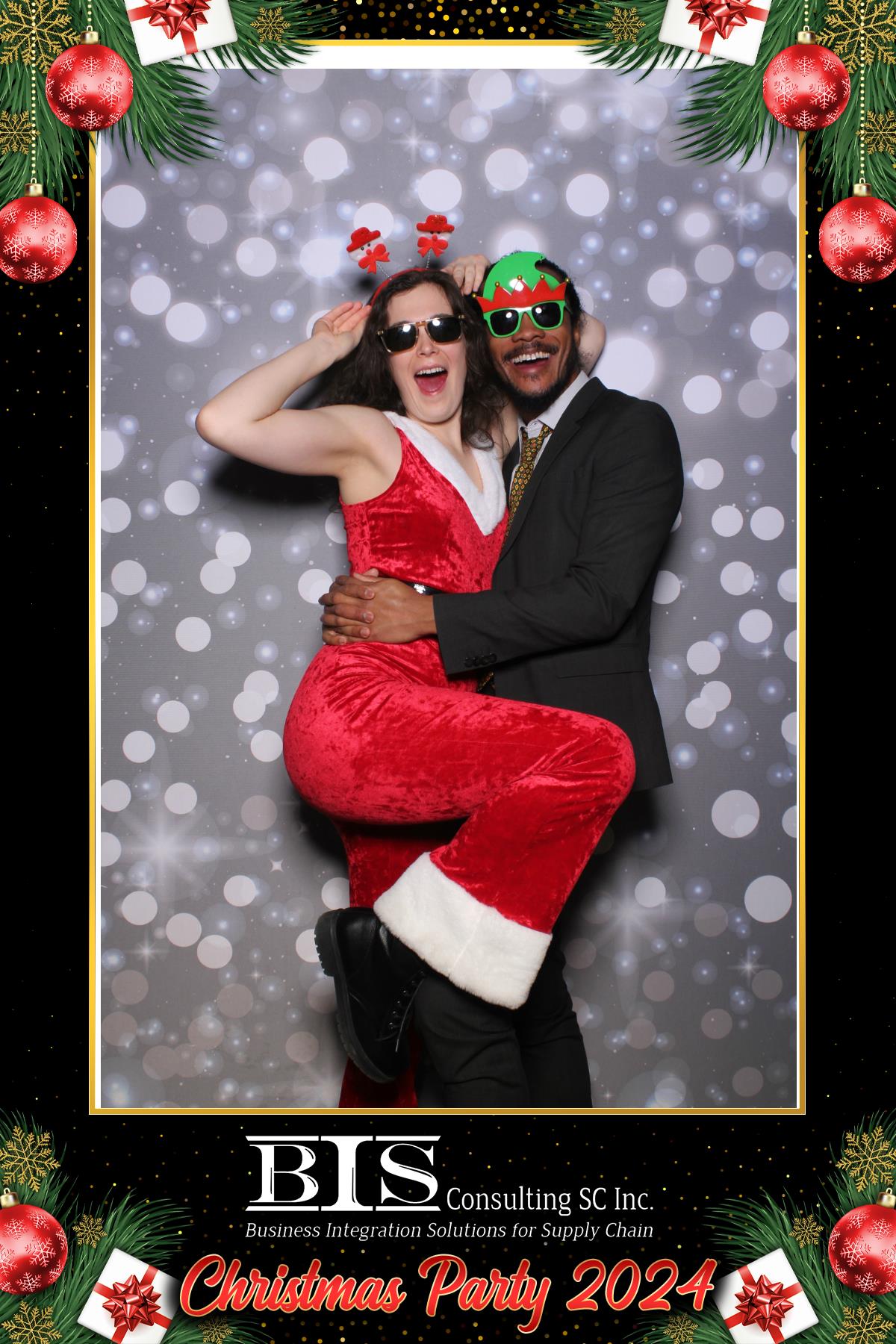 BIS Christmas Party 2024 | View more photos from the event at gallery.myselfiemirror.ca/u/romanmyselfiemirrorca/BIS-Christmas-Party-2024