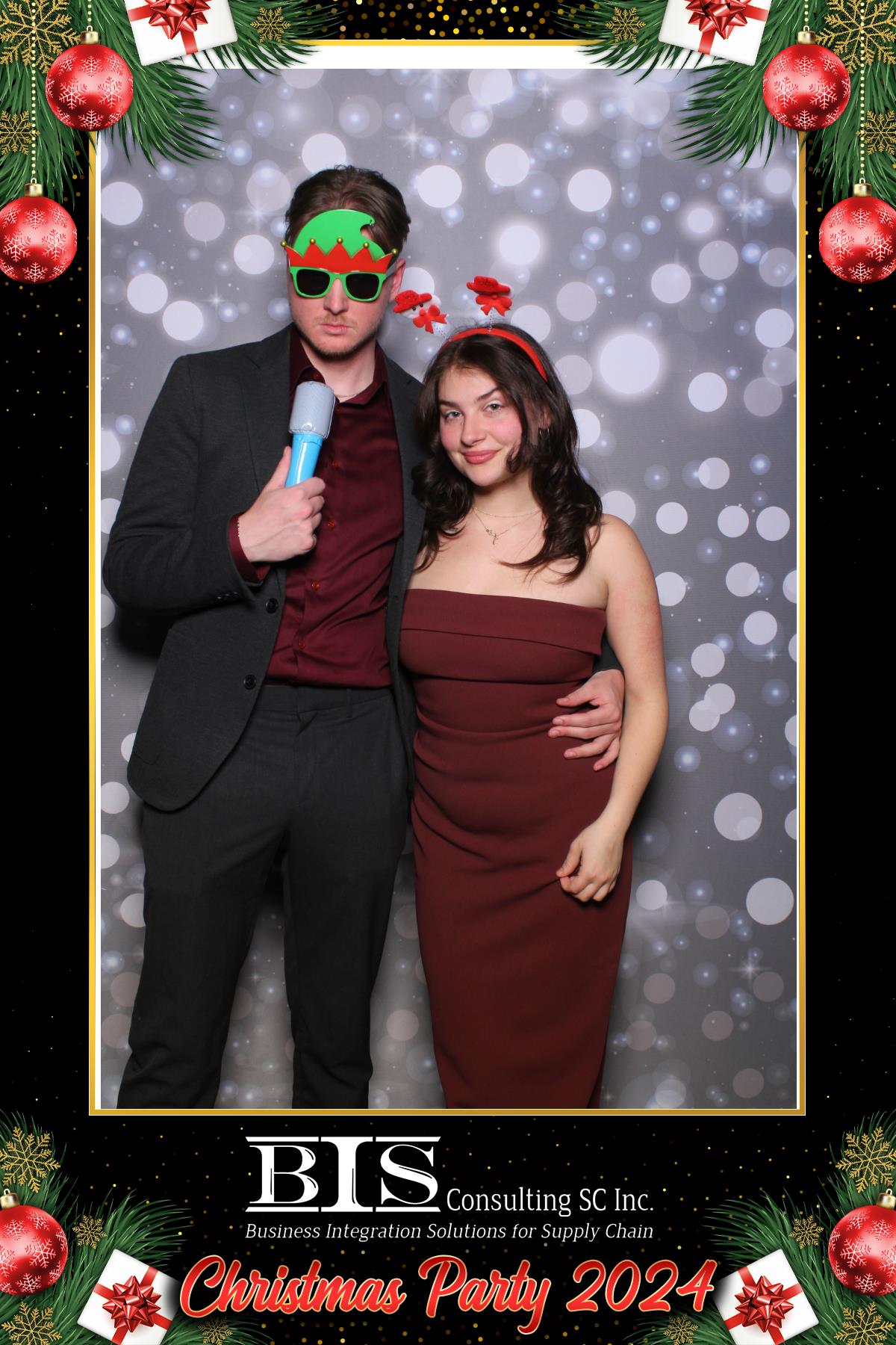 BIS Christmas Party 2024 | View more photos from the event at gallery.myselfiemirror.ca/u/romanmyselfiemirrorca/BIS-Christmas-Party-2024