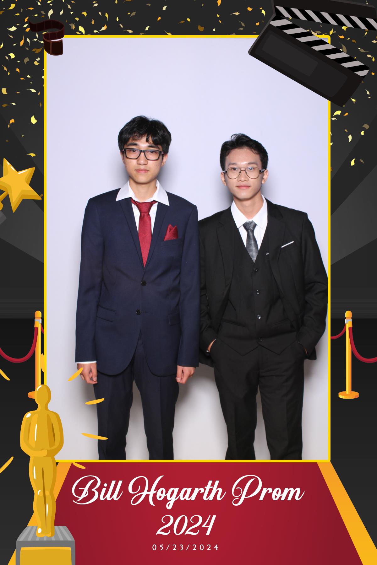 Bill Hogarth Prom 2024 | View more photos from the event at gallery.myselfiemirror.ca/u/romanmyselfiemirrorca/Bill-Hogarth-Prom-2024