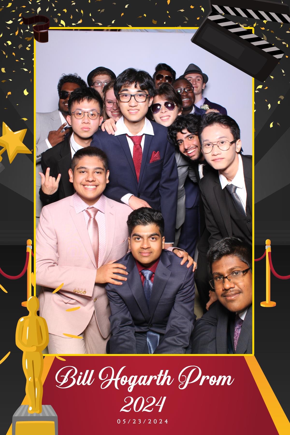 Bill Hogarth Prom 2024 | View more photos from the event at gallery.myselfiemirror.ca/u/romanmyselfiemirrorca/Bill-Hogarth-Prom-2024