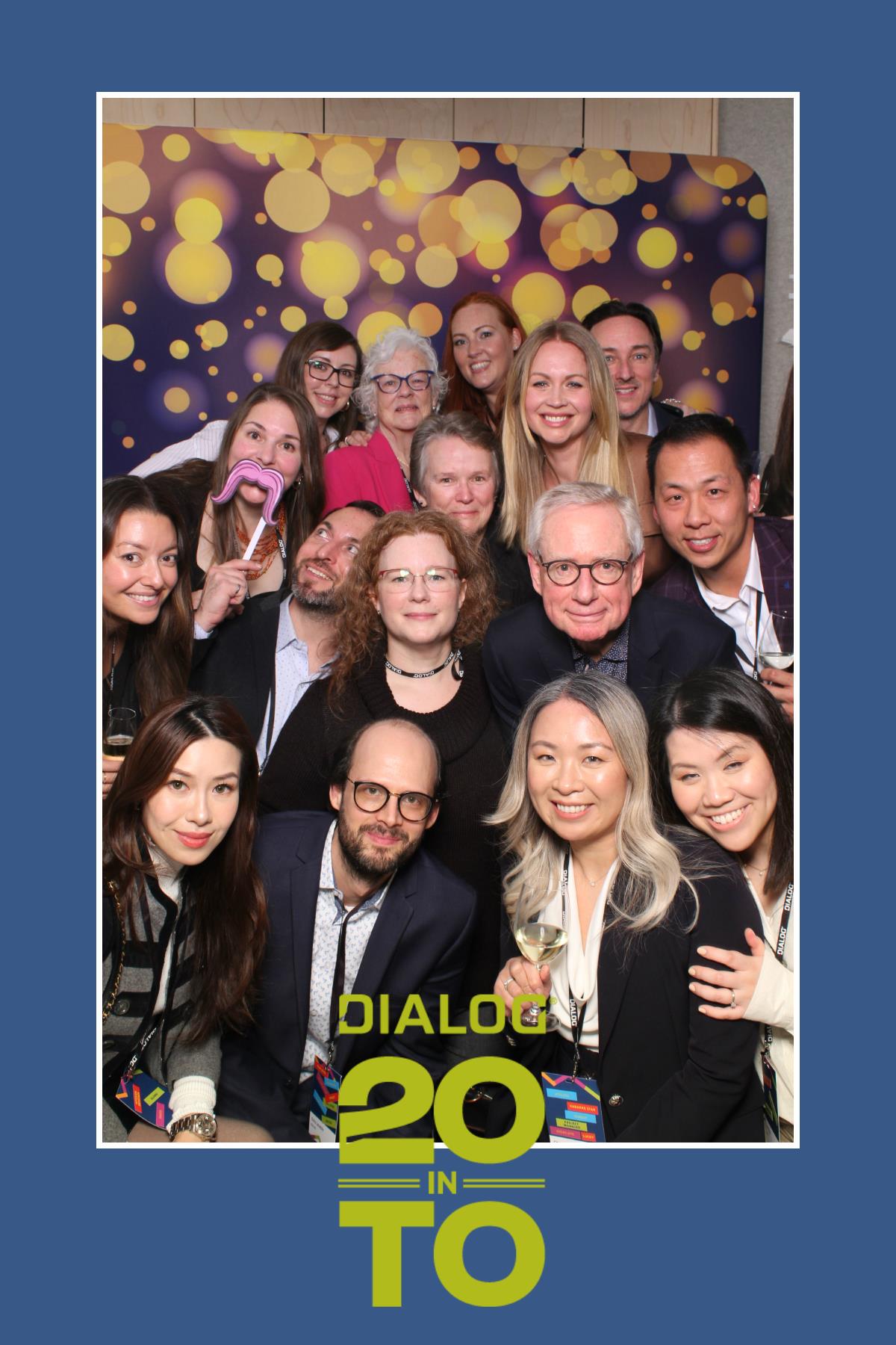 Dialog 20 in TO | View more photos from the event at gallery.myselfiemirror.ca/u/romanmyselfiemirrorca/Dialog-20-in-TO