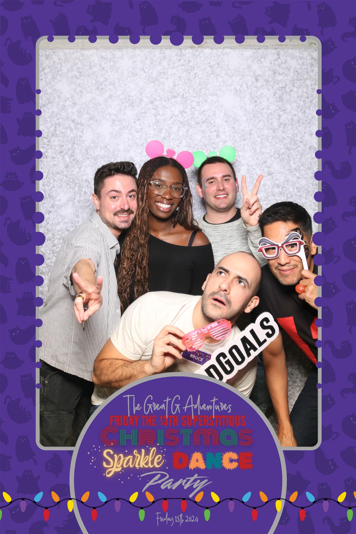 G Adventures Christmas Party | View more photos from the event at gallery.myselfiemirror.ca/u/romanmyselfiemirrorca/G-Adventures-Christmas-Party