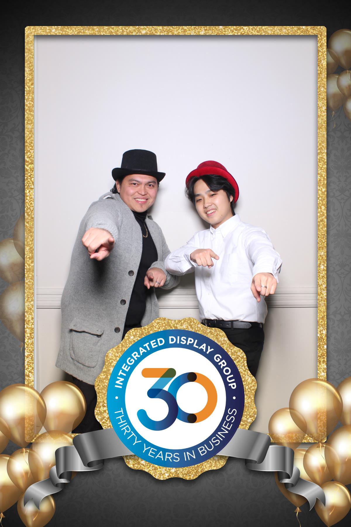 Integrated Display Holiday Party  | View more photos from the event at gallery.myselfiemirror.ca/u/romanmyselfiemirrorca/Integrated-Display-Holiday-Party