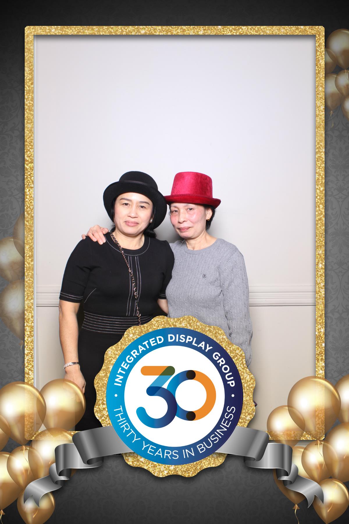 Integrated Display Holiday Party  | View more photos from the event at gallery.myselfiemirror.ca/u/romanmyselfiemirrorca/Integrated-Display-Holiday-Party