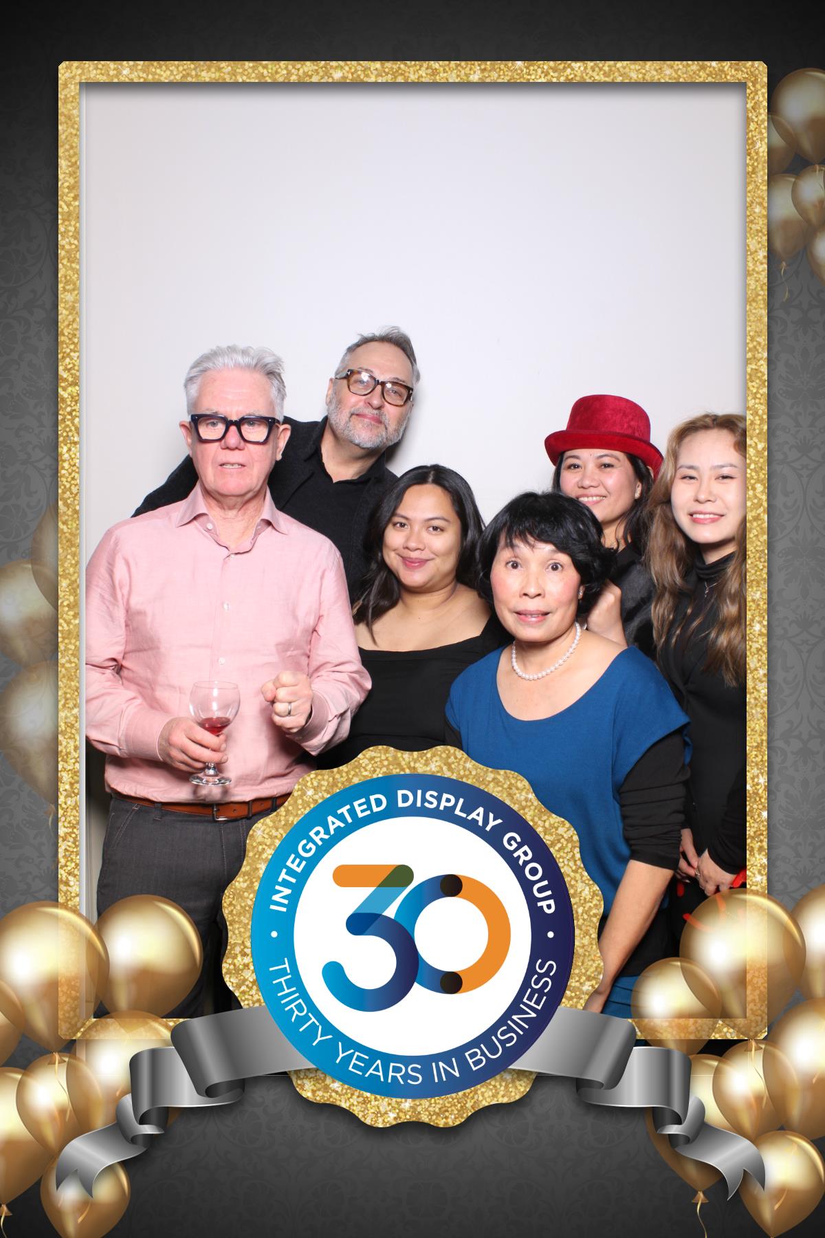 Integrated Display Holiday Party  | View more photos from the event at gallery.myselfiemirror.ca/u/romanmyselfiemirrorca/Integrated-Display-Holiday-Party