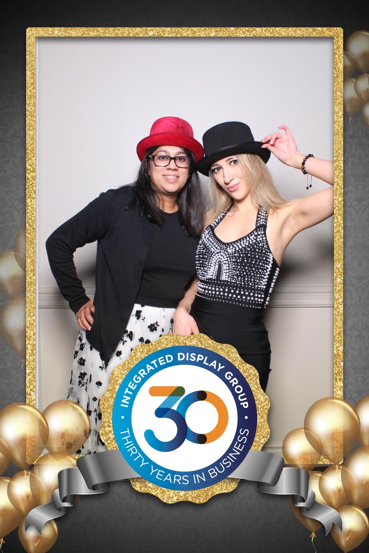 Integrated Display Holiday Party  | View more photos from the event at gallery.myselfiemirror.ca/u/romanmyselfiemirrorca/Integrated-Display-Holiday-Party