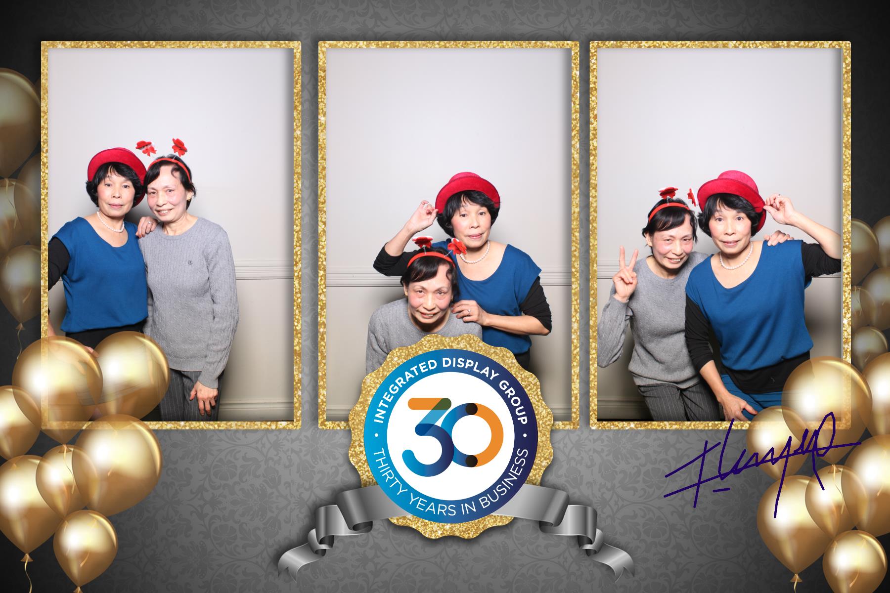 Integrated Display Holiday Party  | View more photos from the event at gallery.myselfiemirror.ca/u/romanmyselfiemirrorca/Integrated-Display-Holiday-Party