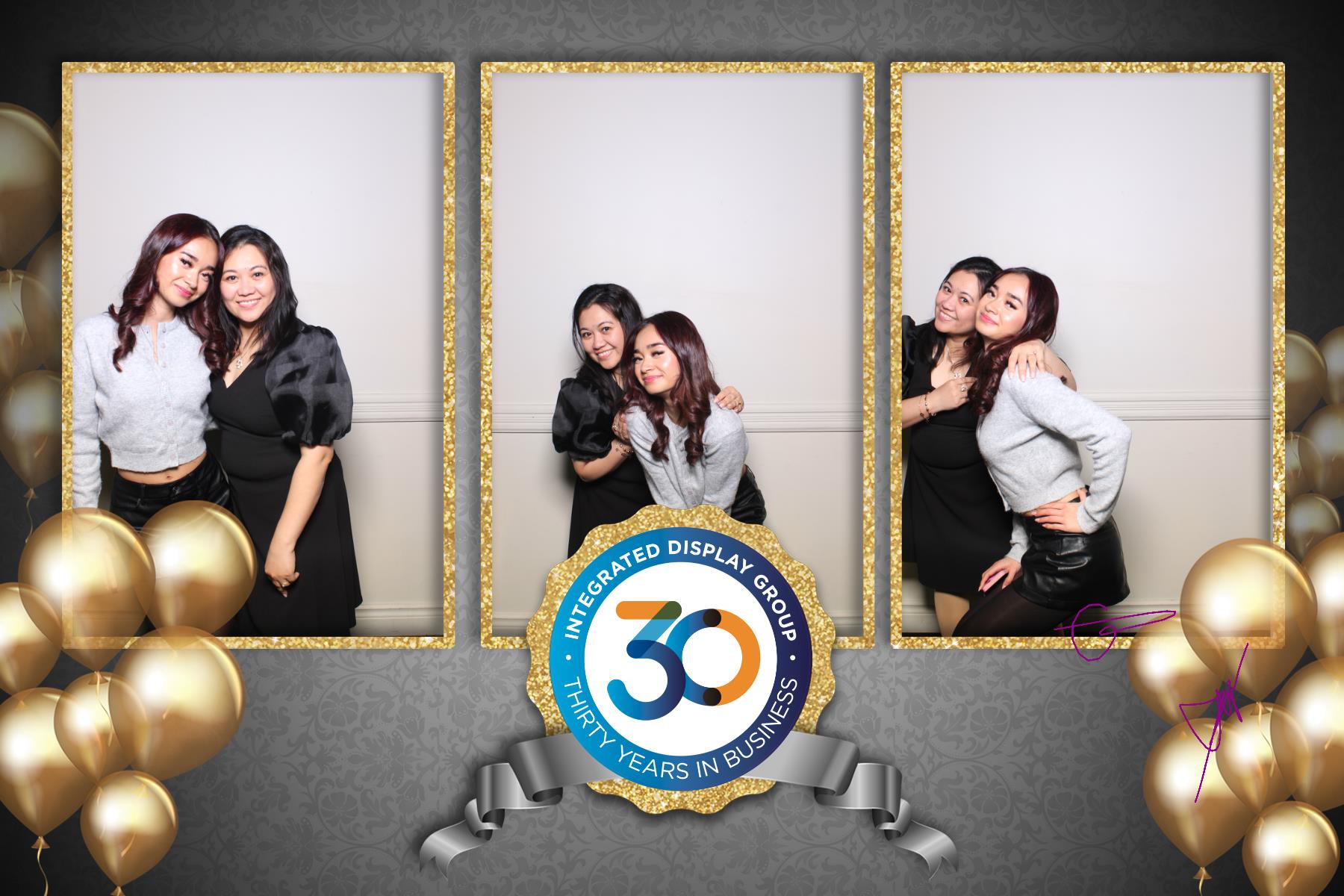 Integrated Display Holiday Party  | View more photos from the event at gallery.myselfiemirror.ca/u/romanmyselfiemirrorca/Integrated-Display-Holiday-Party