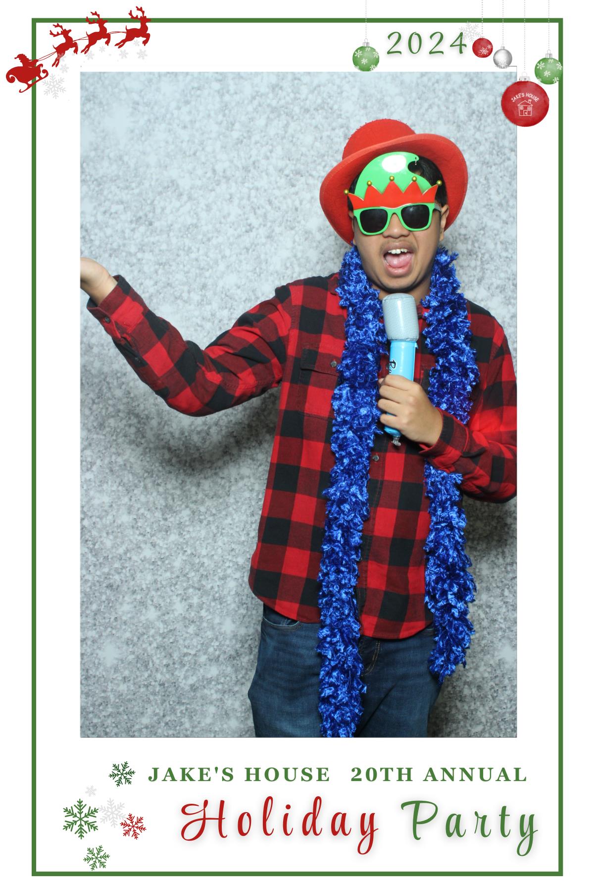 Jake's House 20th Annual Holiday Party | View more photos from the event at gallery.myselfiemirror.ca/u/romanmyselfiemirrorca/Jakes-House-20th-Annual-Holiday-Party