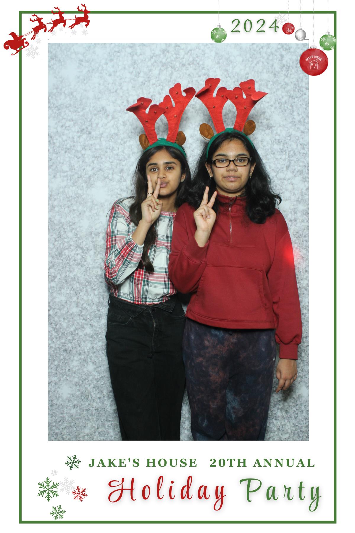 Jake's House 20th Annual Holiday Party | View more photos from the event at gallery.myselfiemirror.ca/u/romanmyselfiemirrorca/Jakes-House-20th-Annual-Holiday-Party