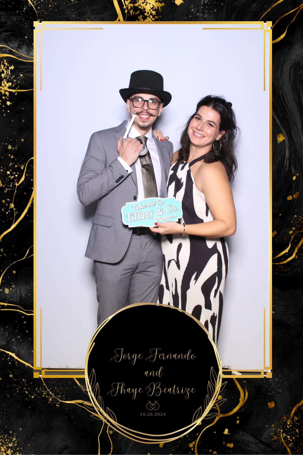 Jorge & Fhaye | View more photos from the event at gallery.myselfiemirror.ca/u/romanmyselfiemirrorca/Jorge-Fhaye