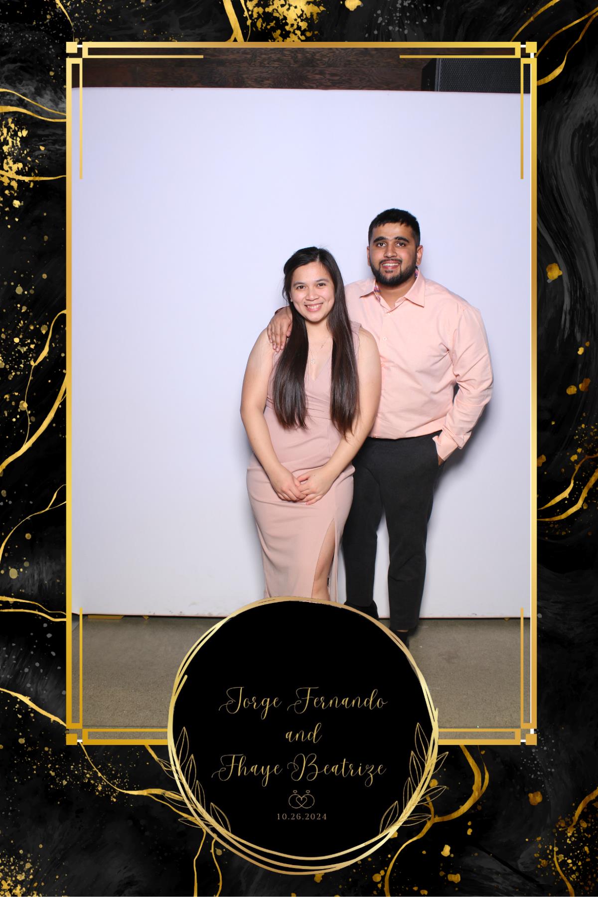 Jorge & Fhaye | View more photos from the event at gallery.myselfiemirror.ca/u/romanmyselfiemirrorca/Jorge-Fhaye